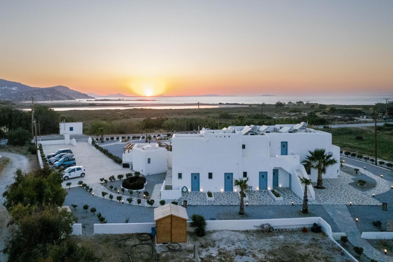 Naxos Finest Hotel & Villas Naxos City Экстерьер фото